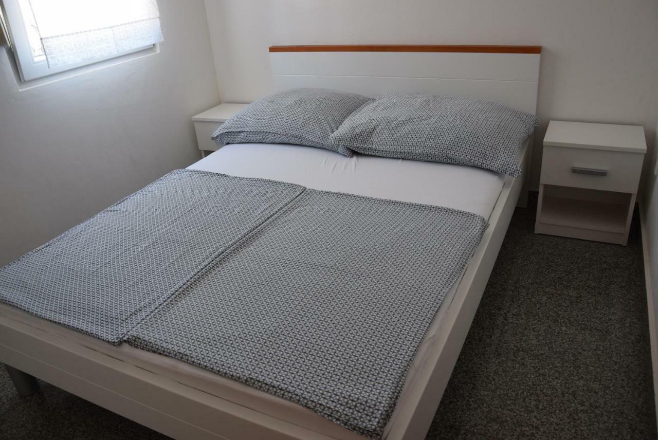 Apartmani Diana Medulin Kültér fotó